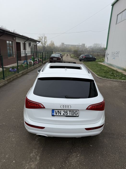 Audi Q5 2.0 dieles 2011 Trapa/S-line interior