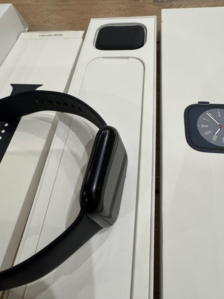 Apple watch series 8 LTE 45mm