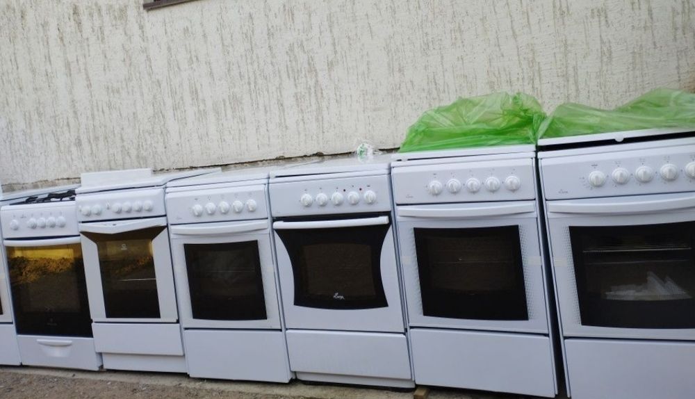 Газ плита работает  на балон и на природн