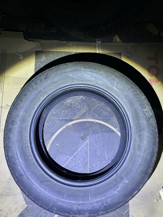 Продам зимнюю резину Bridgestone R16