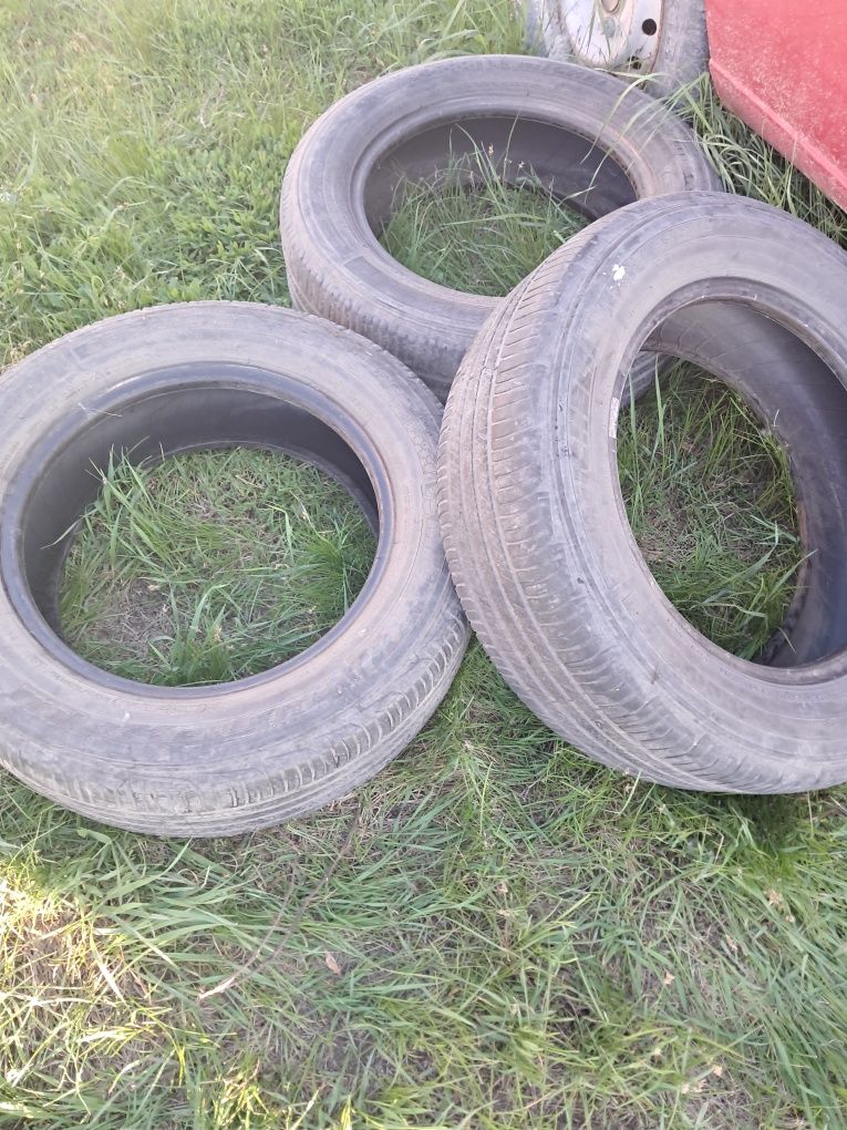 MICHELIN 205/65/16