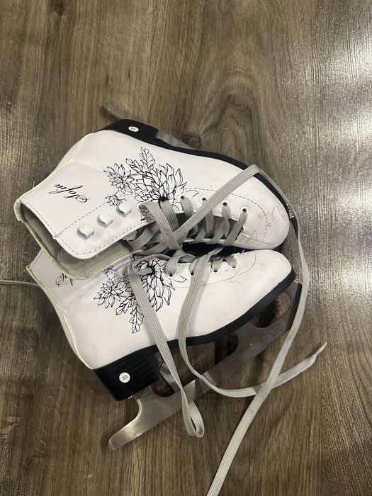 Коньки для девочки