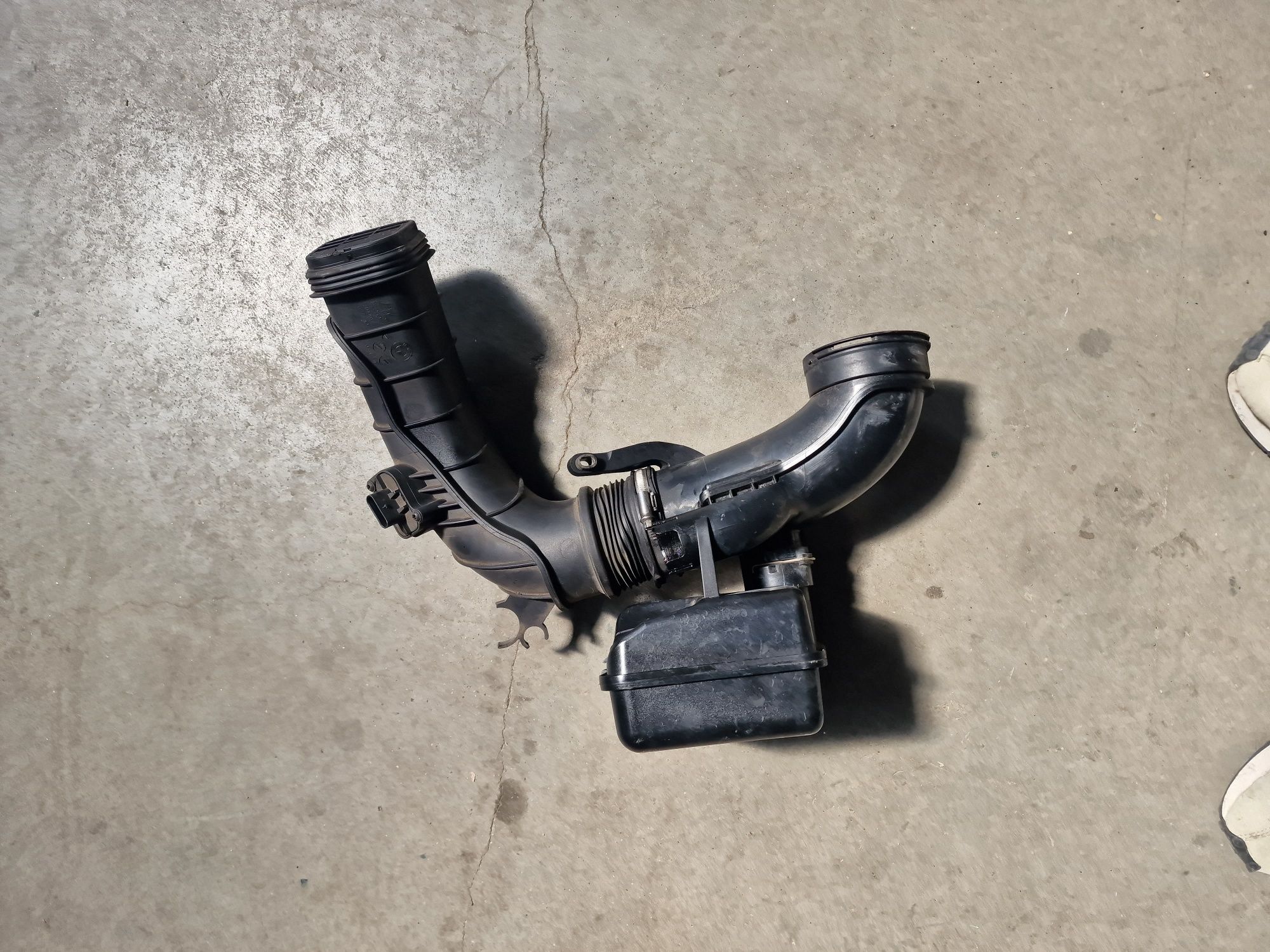 Tubulatura captor aer turbo bmw x3 f25 f10 f11 520d n47 184cp