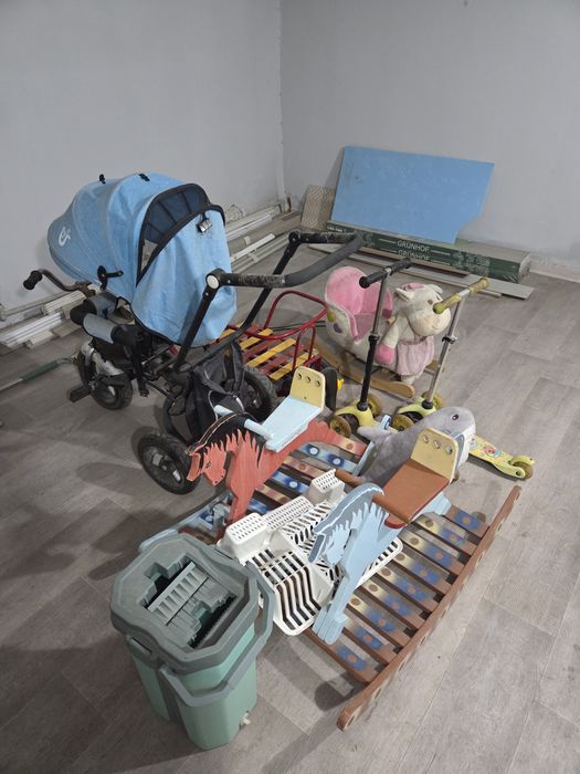 Детские игрушки.