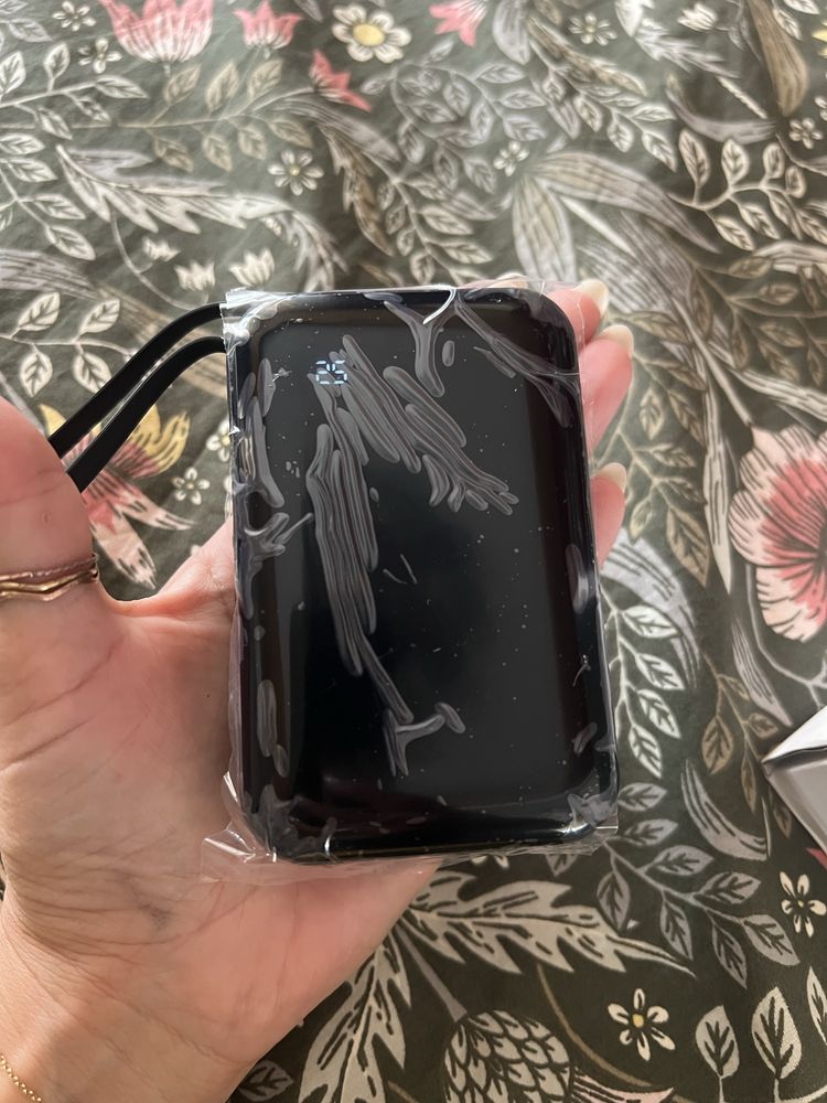 10000mAh преносима външна батерия с LED дисплей