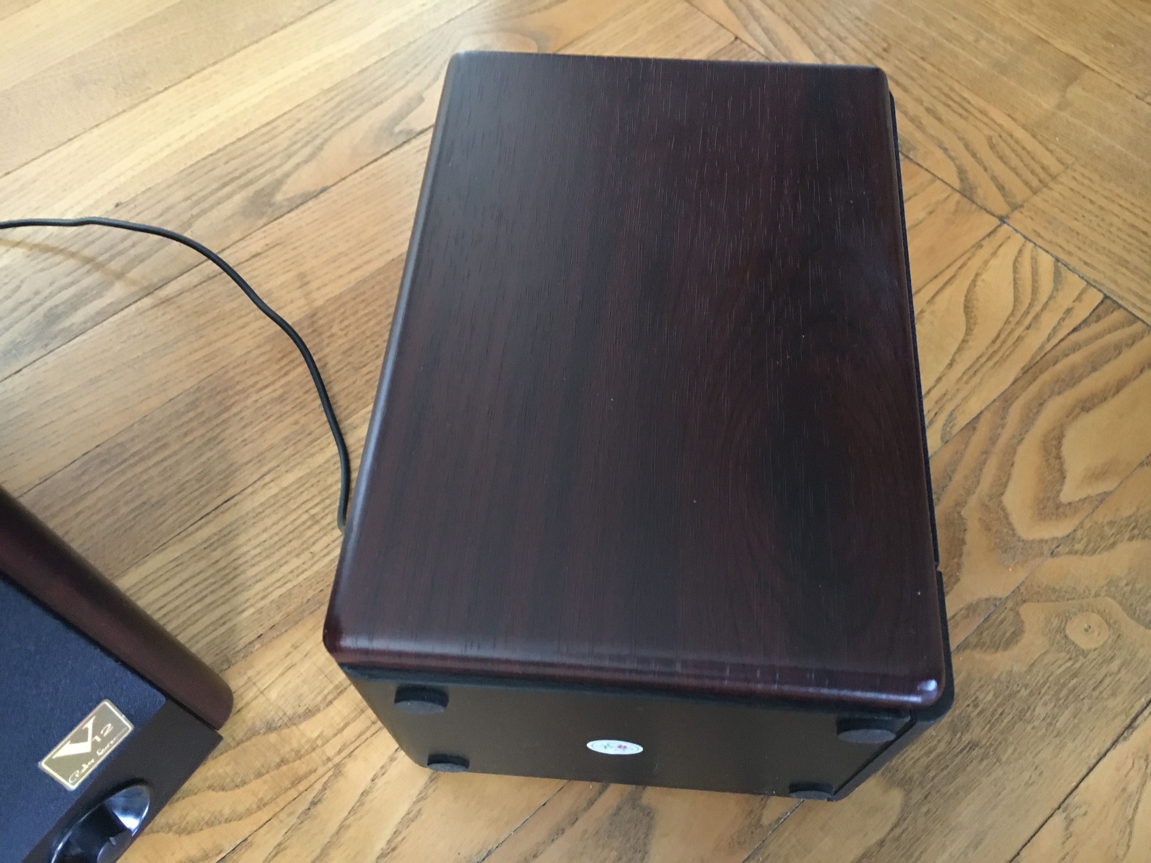 Тонколони Microlab FC-330 56W - 2x16 и 24W