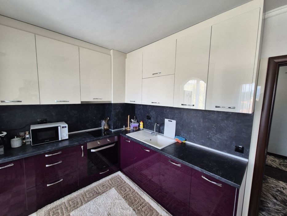 4-стаен апартамент за продажба в жилищна сграда в Разлог