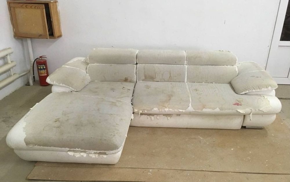 Перетяжка мебели