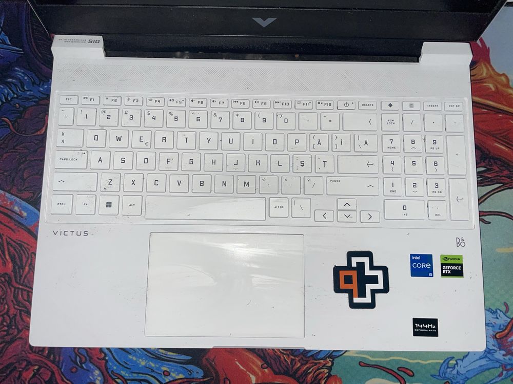 Laptop gaming all setup inclusive
