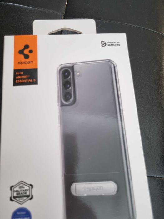 Husa Spigen Transparentă pentru Samsung Galaxy S21 Plus