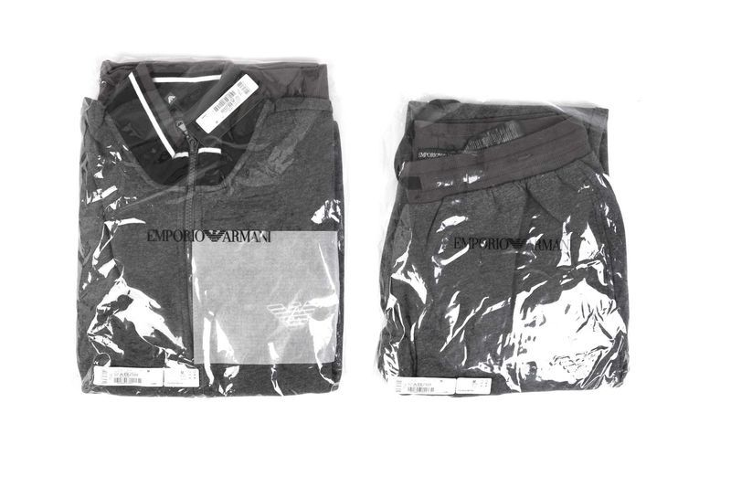 ПРОМО ARMANI -S,M и XL -мъжки сив плътен зимен спортен екип- комплект