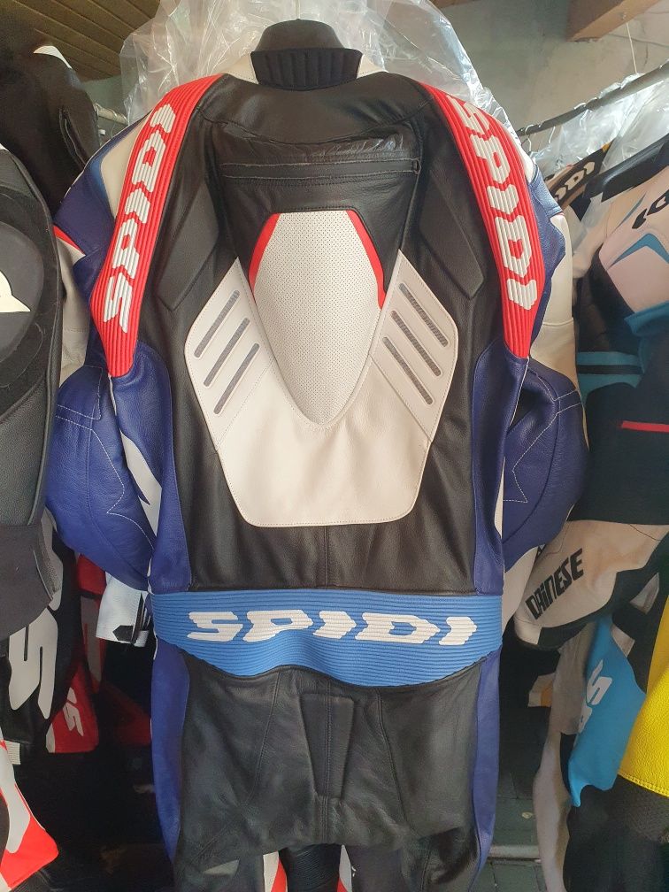 Costum Spidi nou mar 50