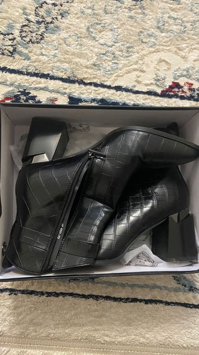 Продам новый батальон осени
