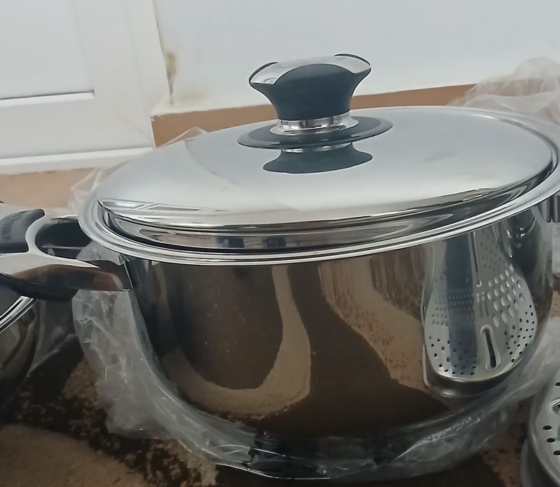 Set Diamond Nou, nefolosit 
Mondial Casa
1000 euro
Set Diamond Nou, ne