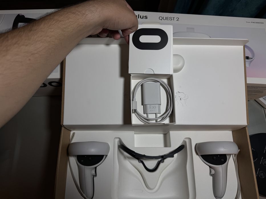 Ochelari VR Oculus Quest 2 cu banda elite strap si fir pentru PC