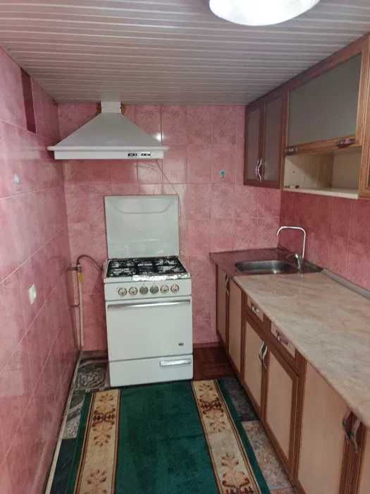 Срочно сдается 2-этажный дом,6 комнат,3,5 сотки,Шахристанская.