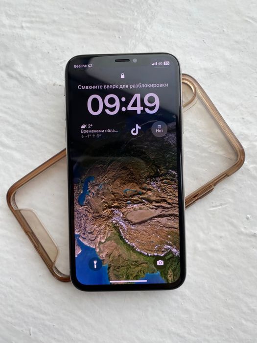 Айфон Х в хорошем состоянии