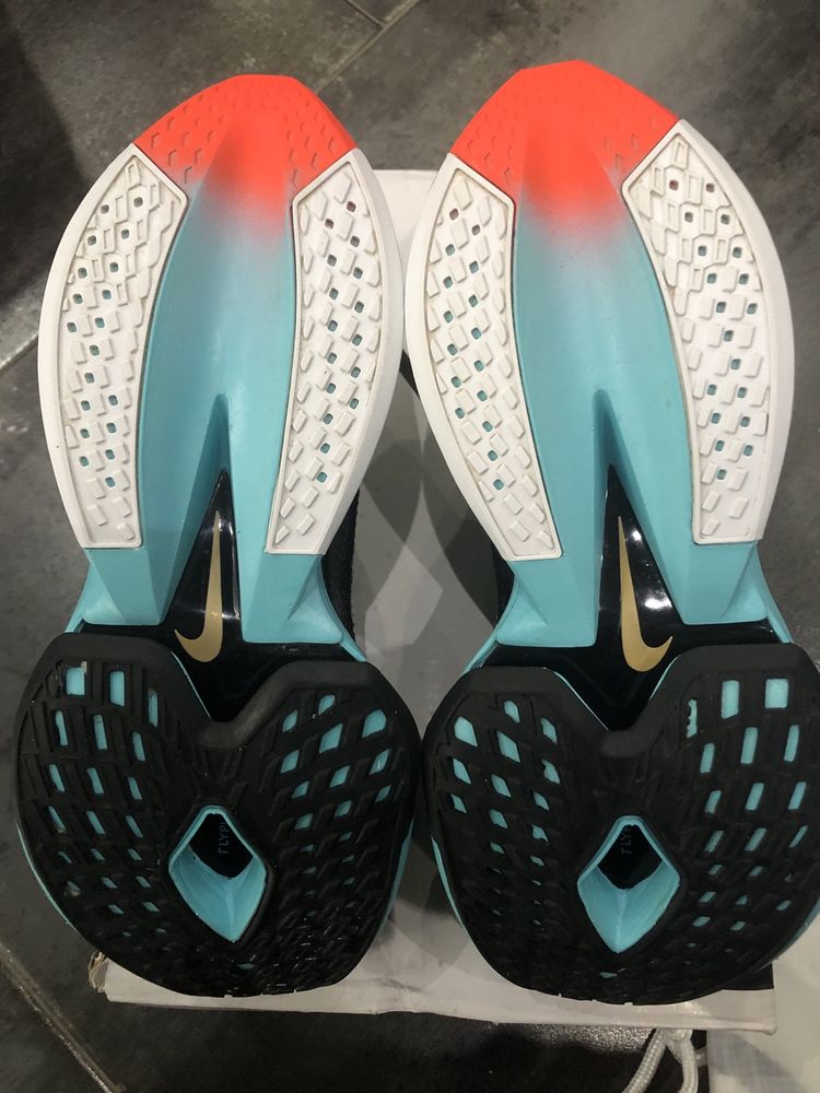 Nike Alphafly - 40 номер