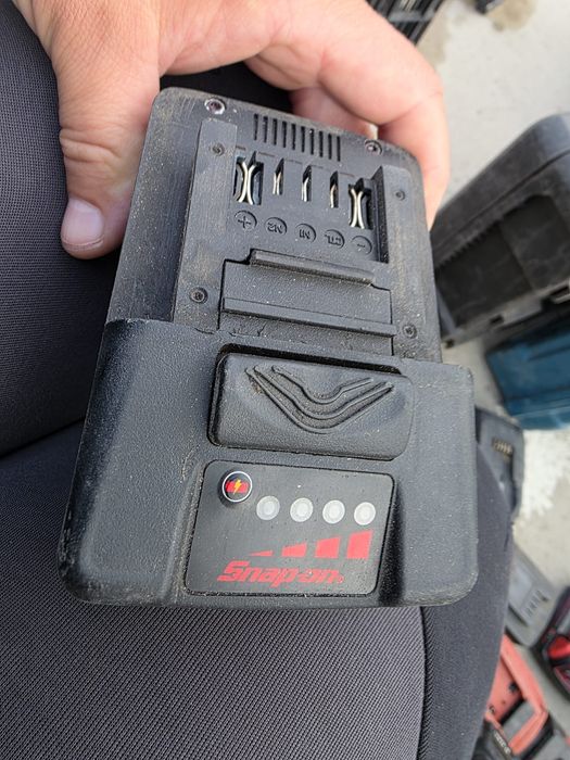 2 Baterii 18v snap on