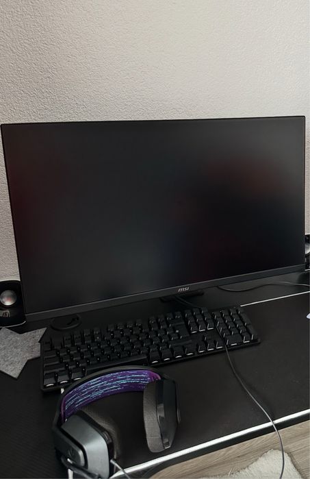 Геймърски монитор MSI MAG 275F+Arctic X1-3D