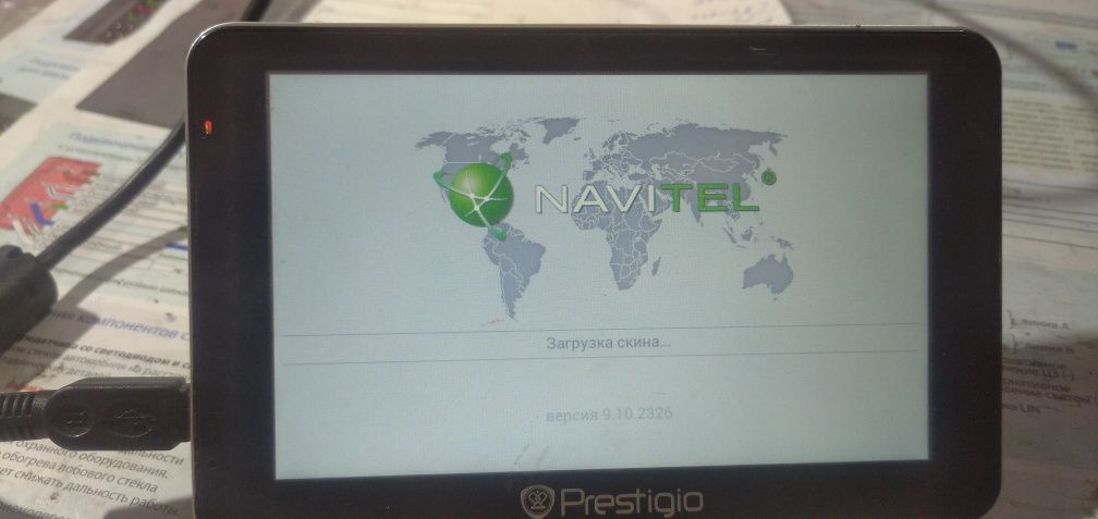 Продам GPS навигатор Prestigio 5"