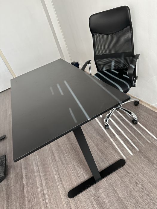 Нови Бюро И Стол Юск