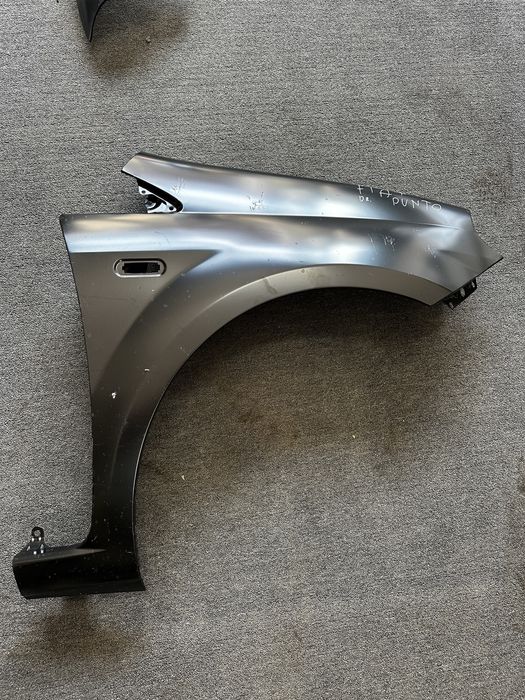 aripa fata dreapta fiat grande punto 2005-2012 neagra noua