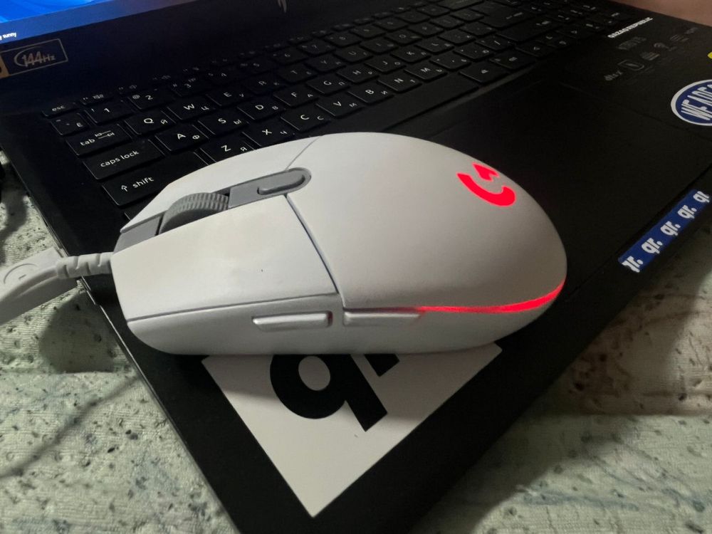 Мышка  logitech g102 lightsync