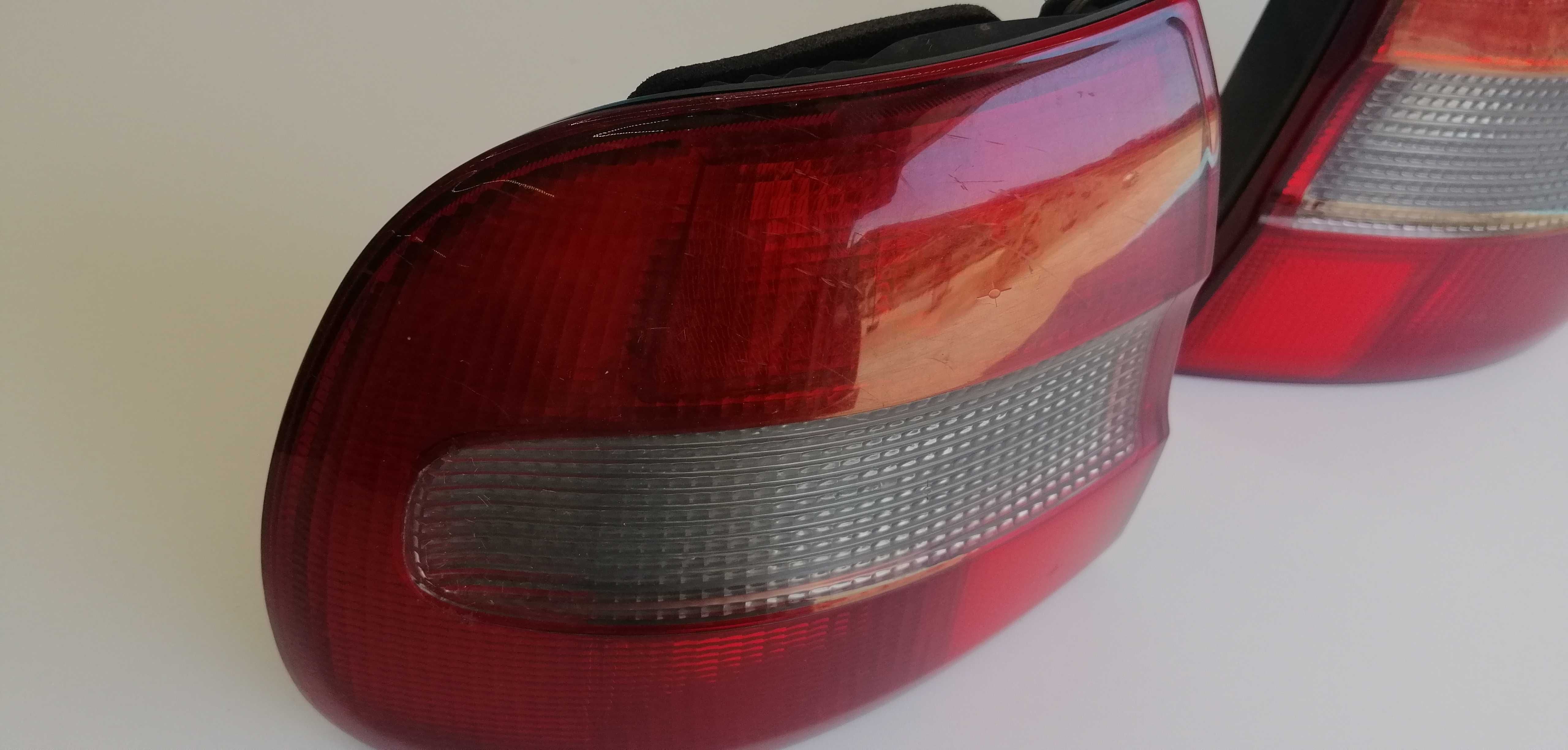 Volvo v40 стоп ляв и десен 1997. 1998г
