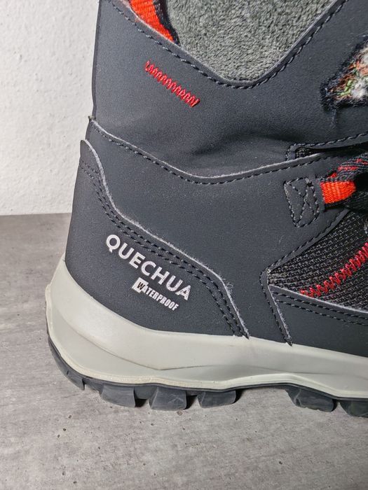 Bocanci impermeabili băiat