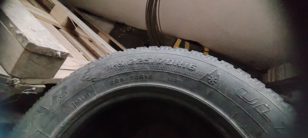 Шина всесезонка.