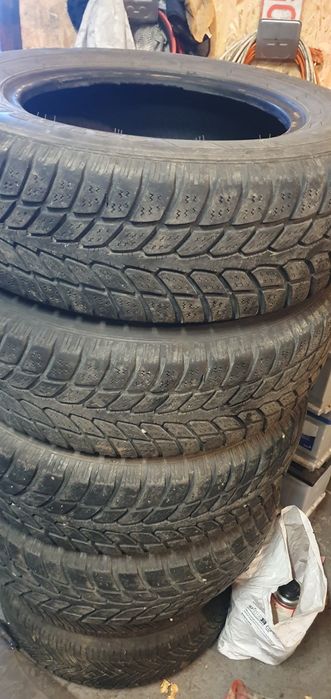 Cauciucuri iarna 215/70 R16 -400 ron setul