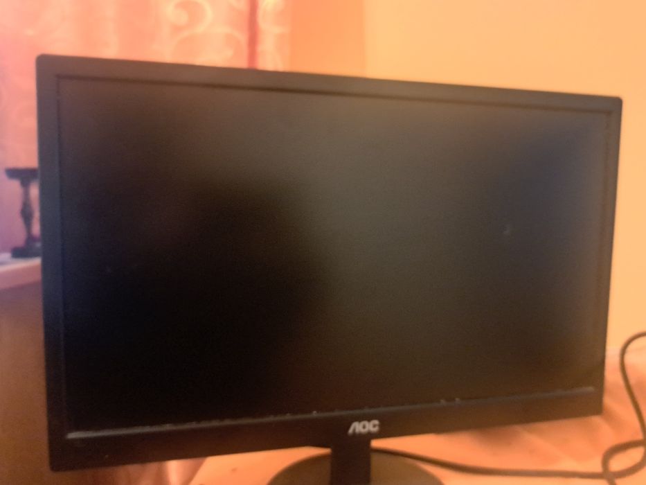 Monitor AOC E970S – 18.5 inch, funcționează perfect