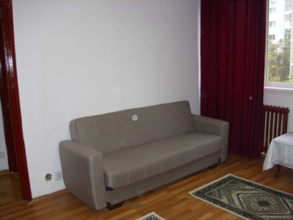 Închiriez apartament Drumul Taberei lângă liceul Lovinescu