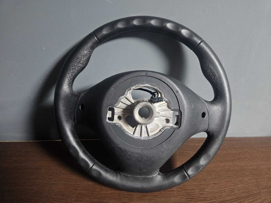 Volan sport cu comenzi BMW seria 1 f20 f21 F30 F31 complet xy