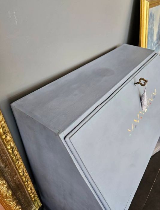 Винтидж писалище състарено в Рустик стил!