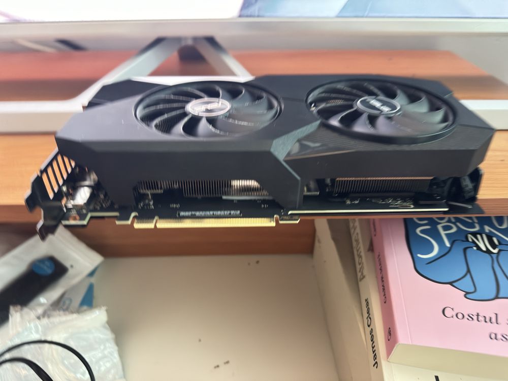 Asus RTX 3070 dual Geforce 256 biti