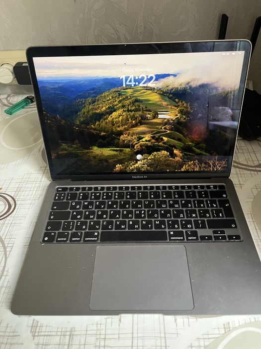 Macbook air m1 2020 , 512