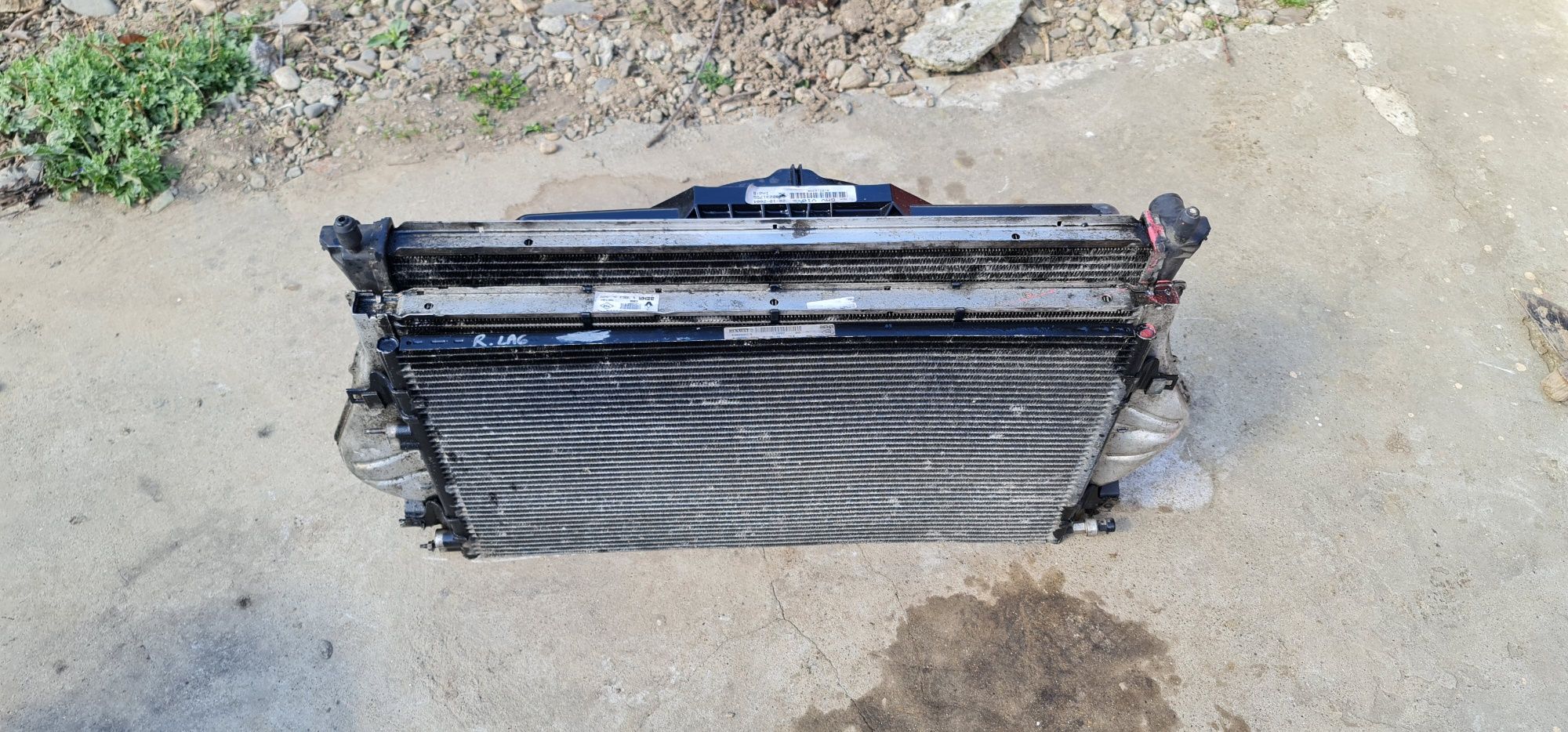 Radiator apa/Clima/intercoler/ventilator Renault