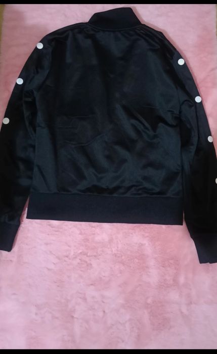 Vând bluză Ellesse de damă