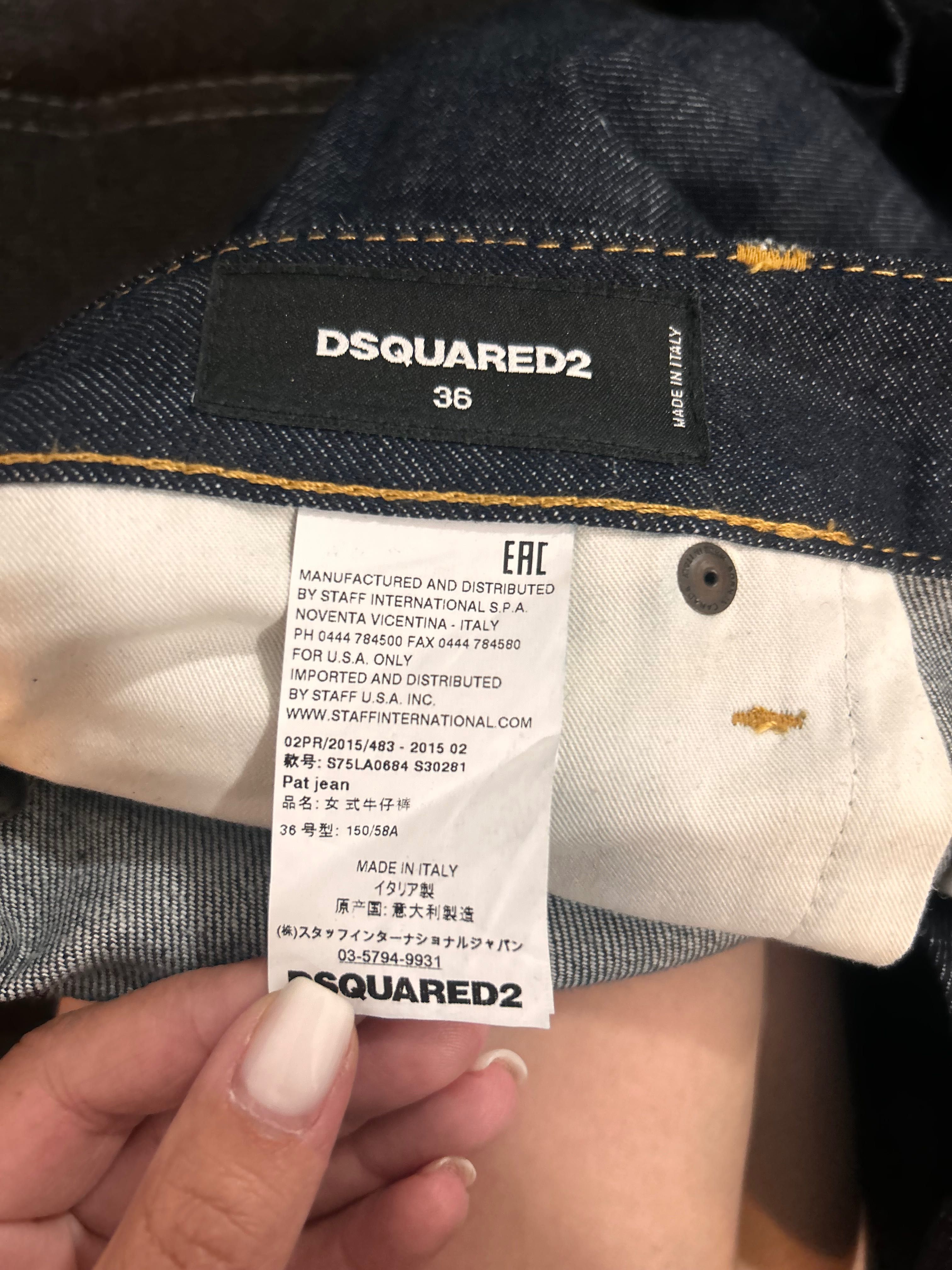 Blugi DSQUARED2 marimea 32 talie foarte joasa purtati o data