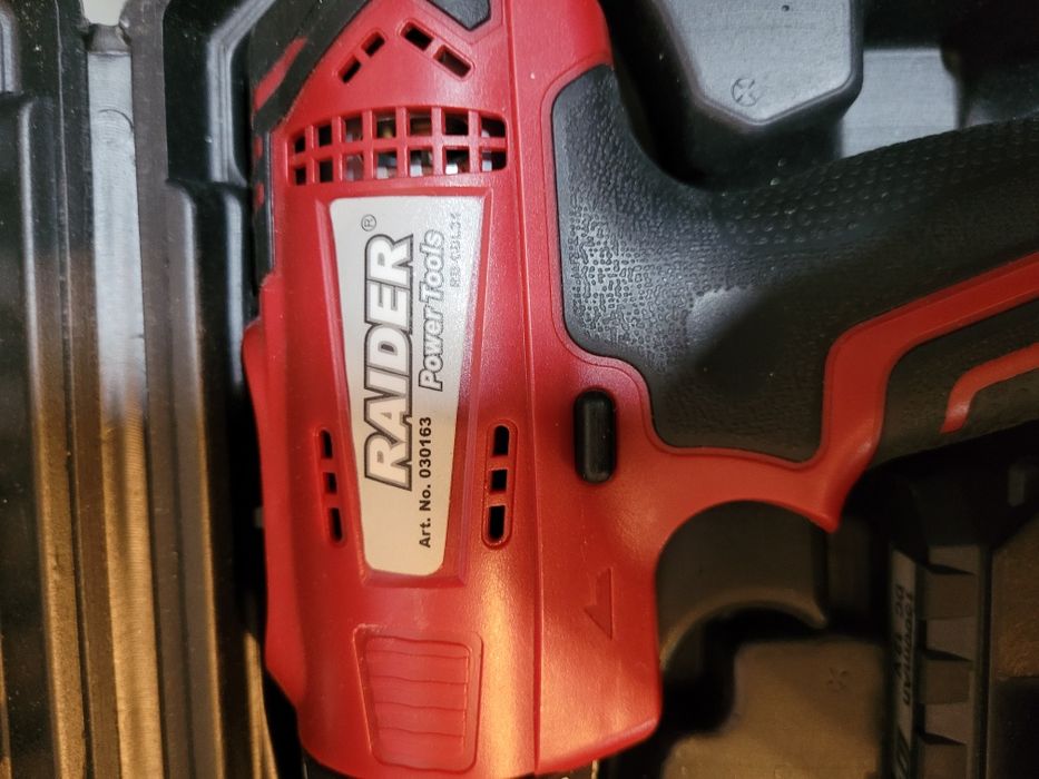 Винтоверт Raider 12 волта