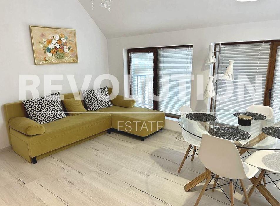 Двустаен апартамент в района на Колхозен пазар!