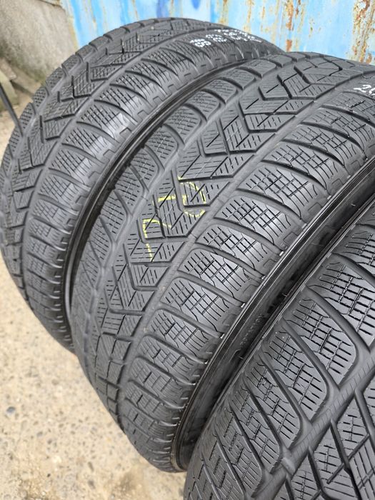 Anvelope Iarnă 235.60.18 Pirelli An 2021