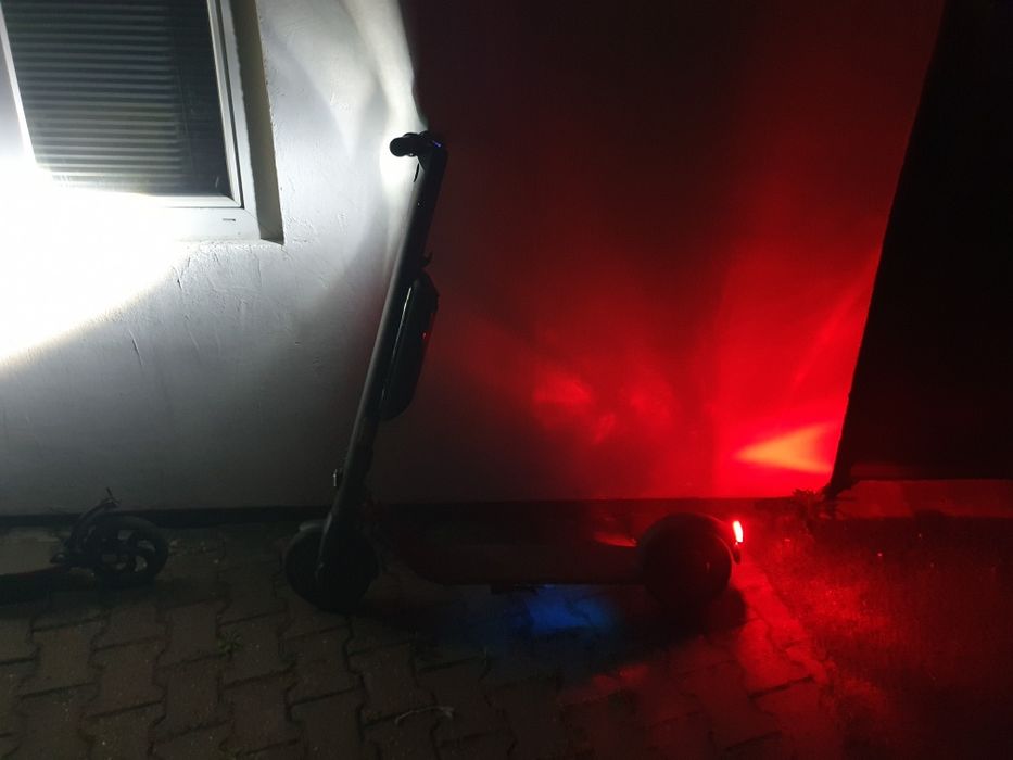 Vand trotineta Nineboot Scooter Segway E45E