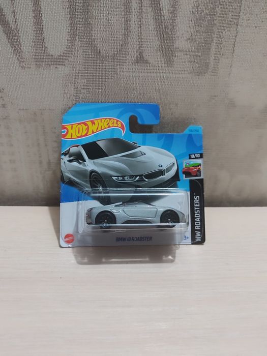 Hot wheels BMW i8 ROADSTER *Hype maine*