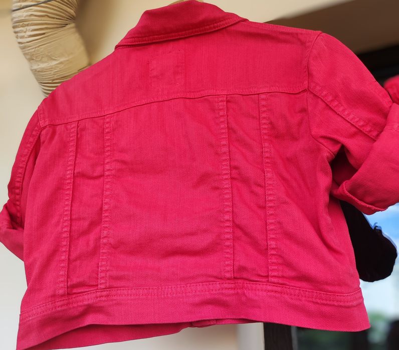 Geaca scurta de blugi rosie