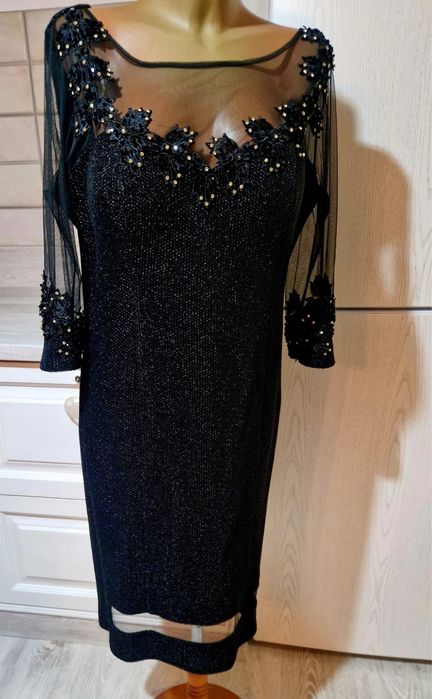 Rochie neagra eleganta