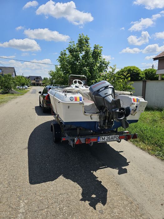 Vand sau schimb barca fishmaster 160