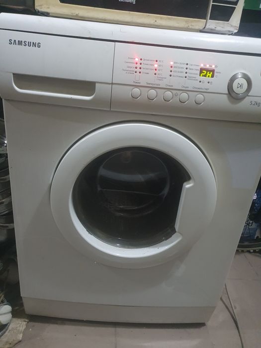 Продам стиральную машину